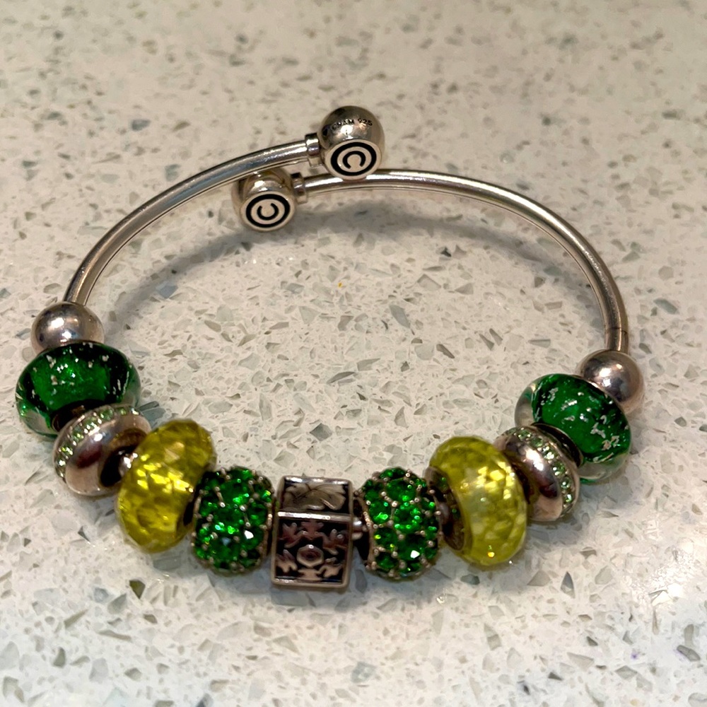 Authentic Chamilia bangle bracelet